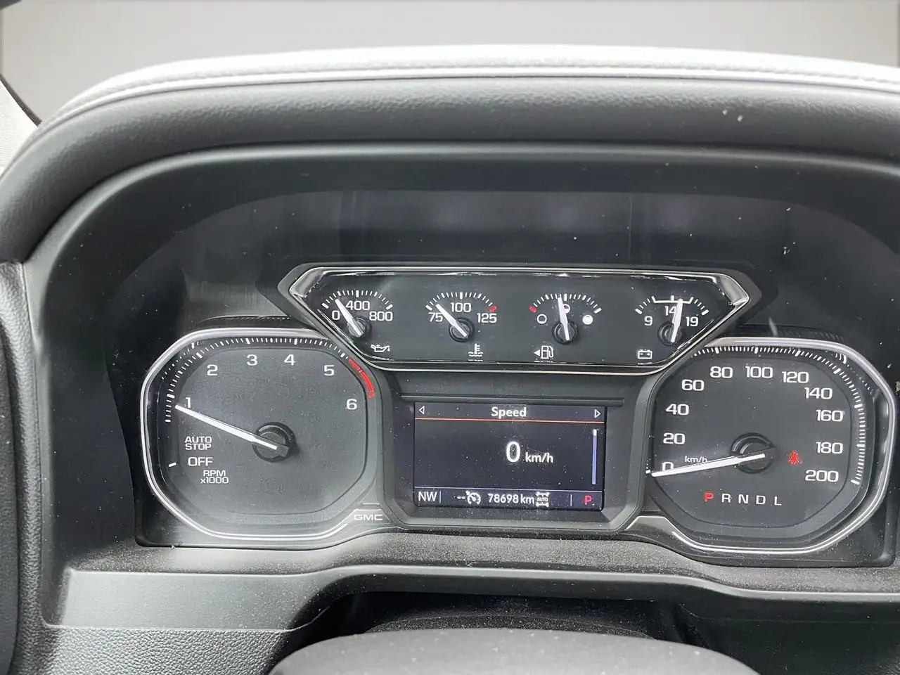 GMC Sierra 1500 photo GMC Sierra 1500