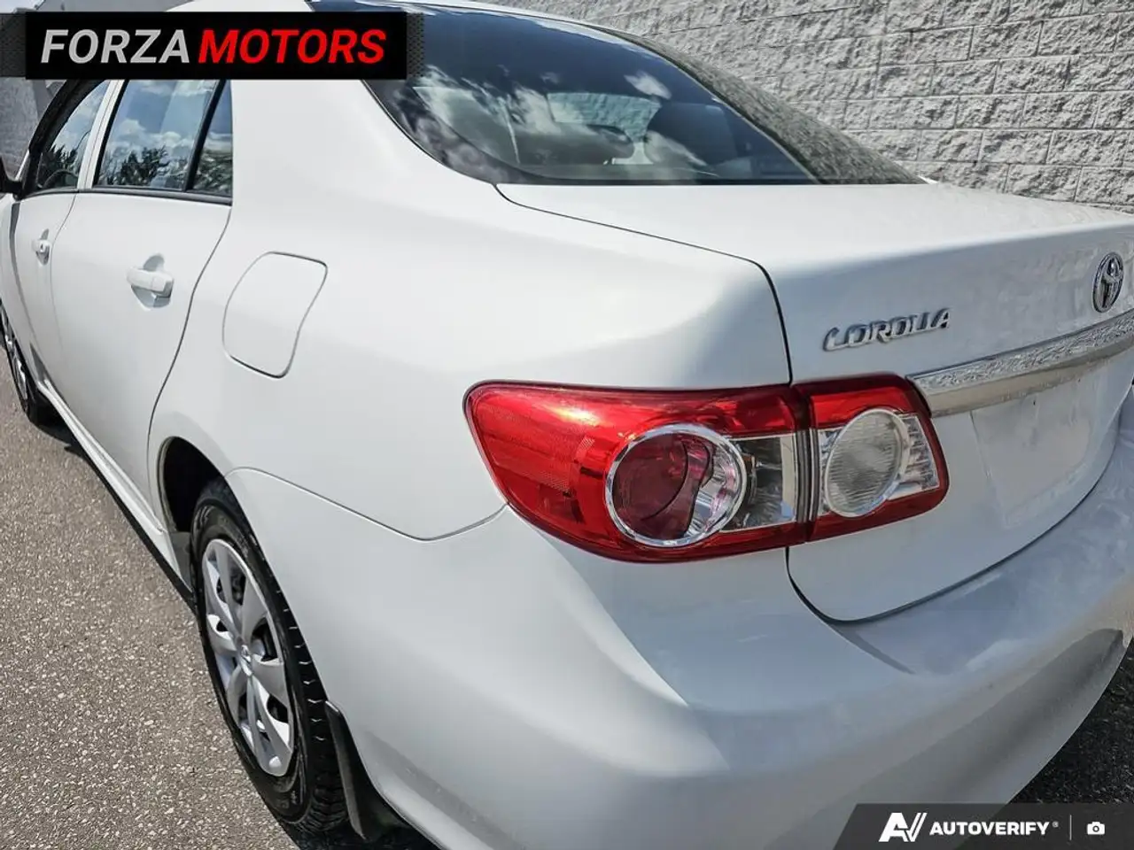 Toyota Corolla photo Toyota Corolla