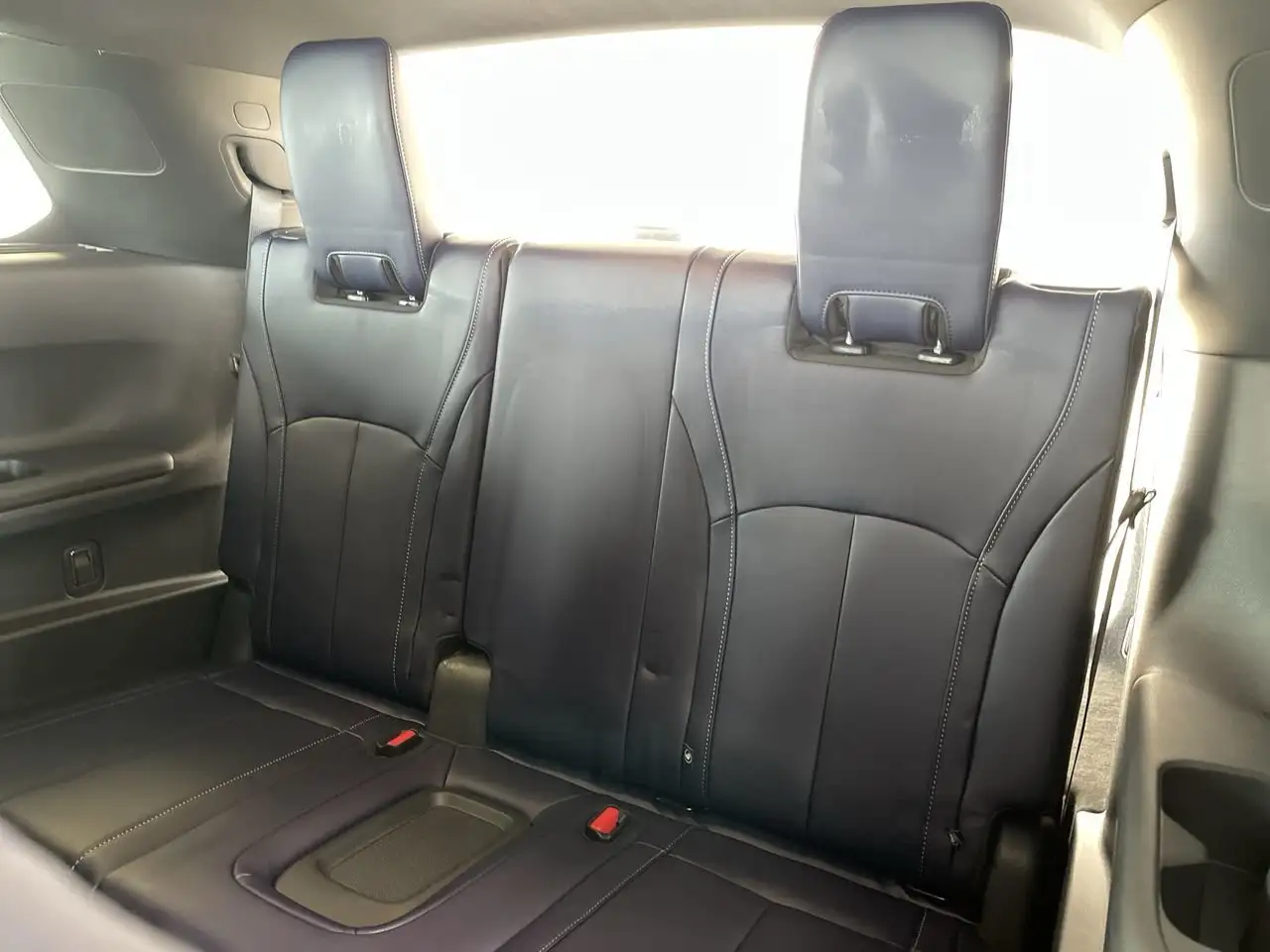 Infiniti QX60 снимка Infiniti QX60