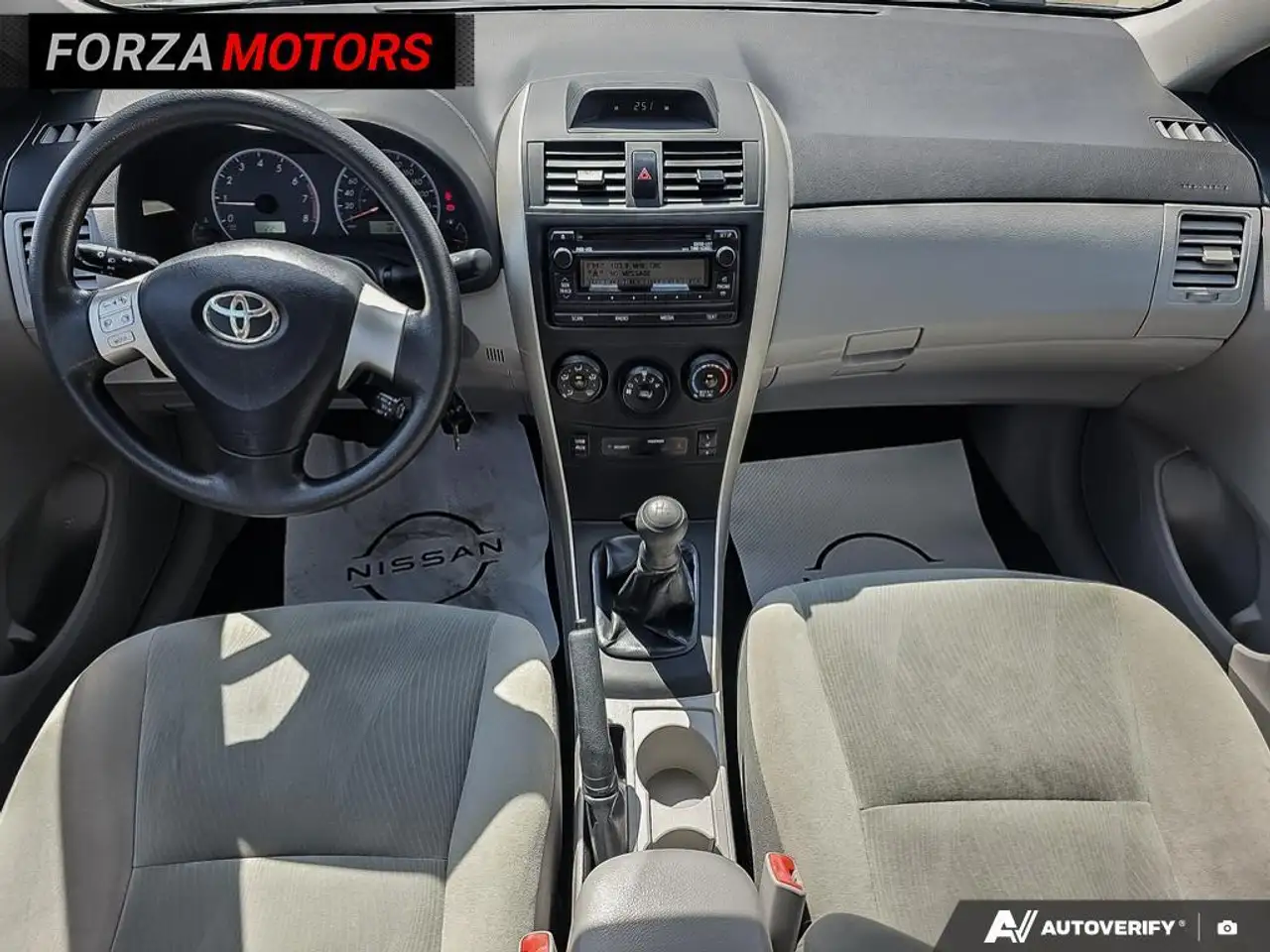 Toyota Corolla photo Toyota Corolla