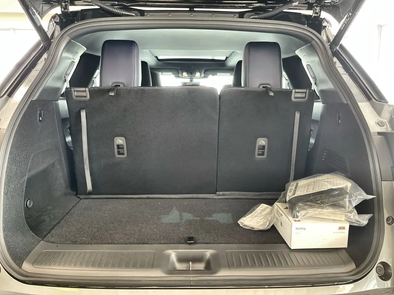 Infiniti QX60 снимка Infiniti QX60