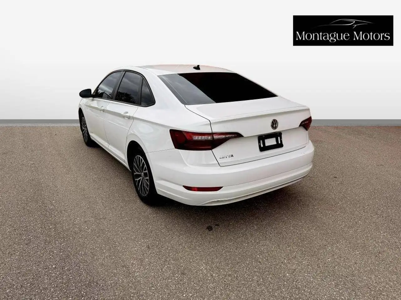 Volkswagen Jetta снимка Volkswagen Jetta