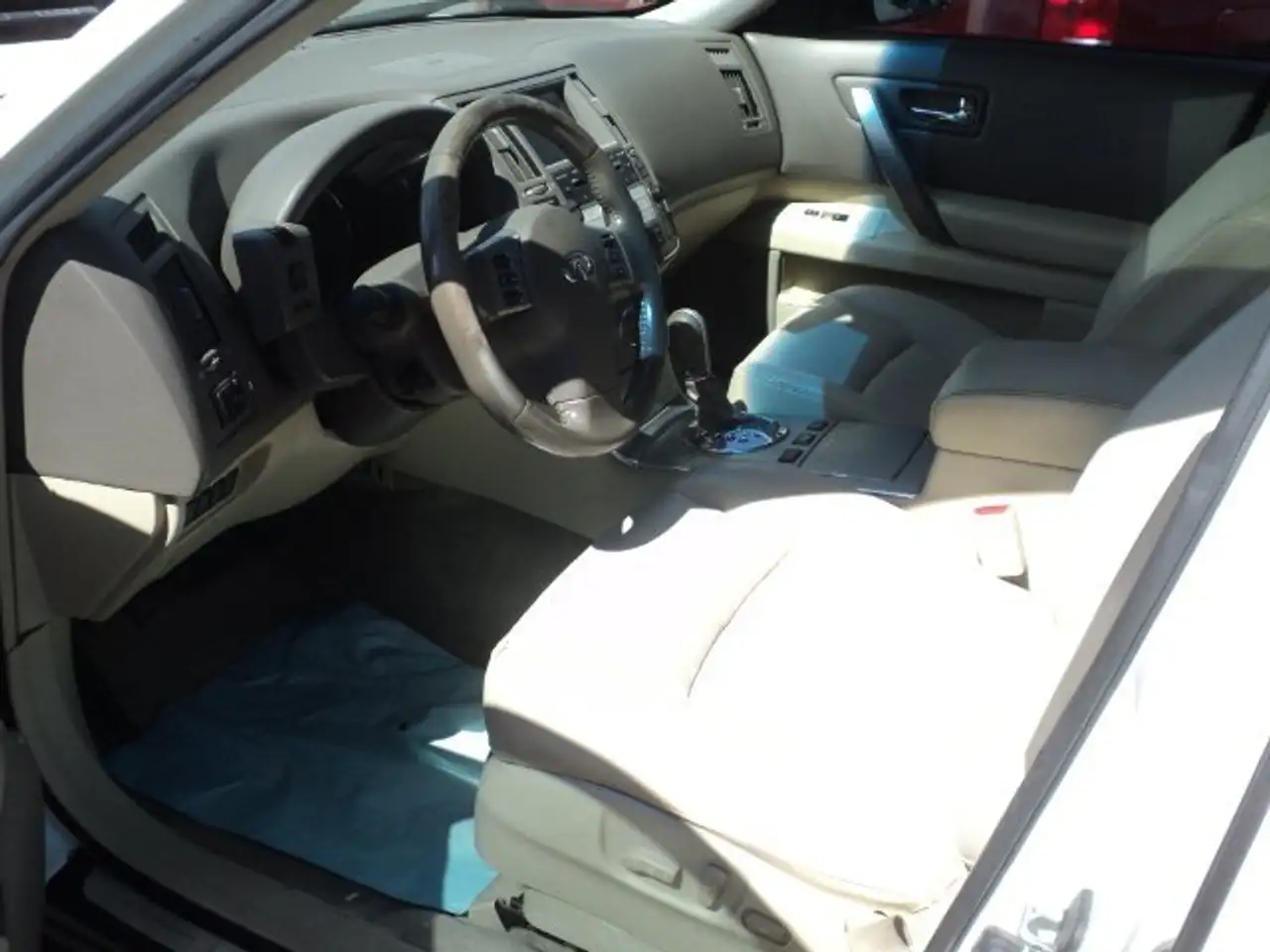 Infiniti FX снимка Infiniti FX