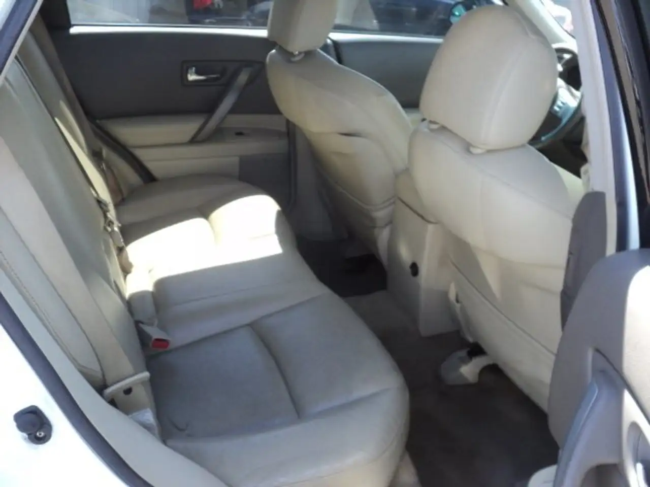 Infiniti FX снимка Infiniti FX