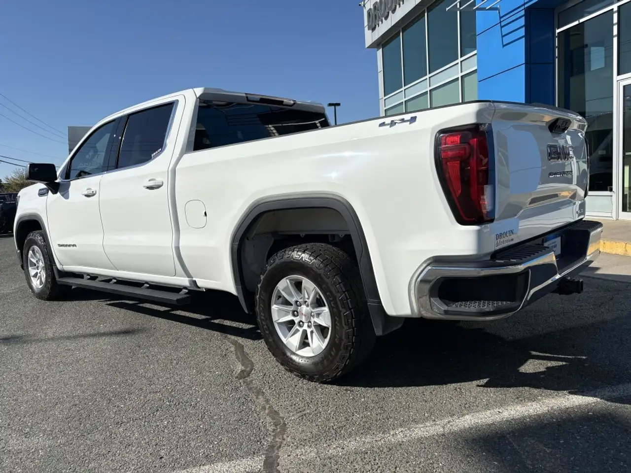 GMC Sierra 1500 снимка GMC Sierra 1500
