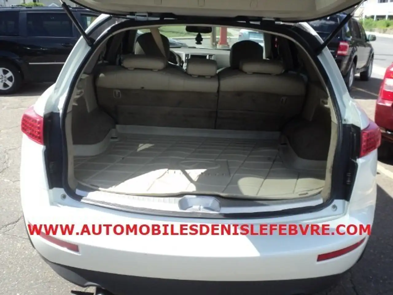 Infiniti FX снимка Infiniti FX