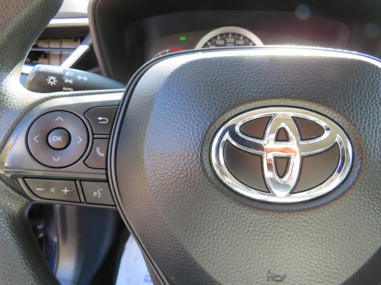 Toyota Corolla снимка Toyota Corolla