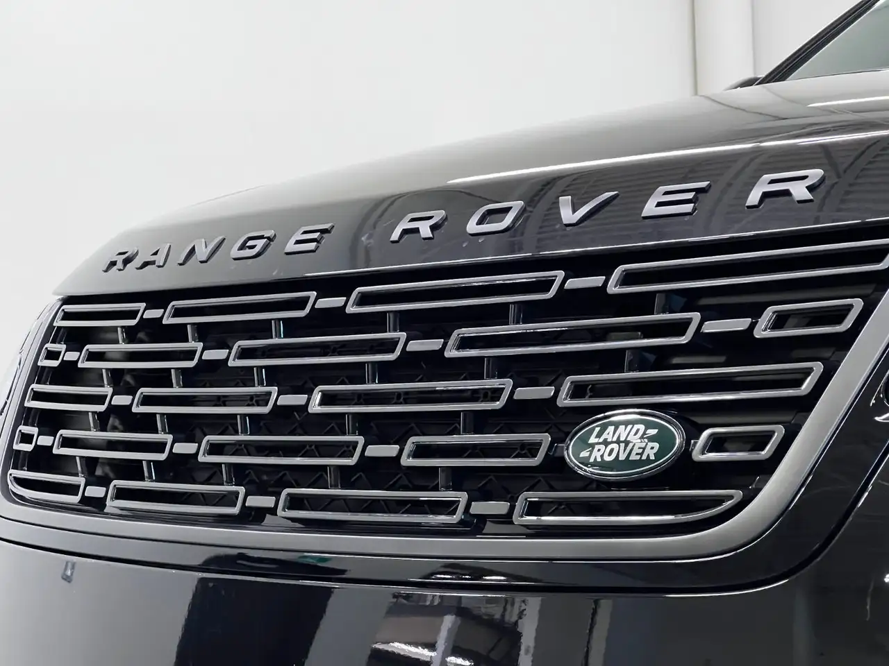 Land Rover Range Rover Velar снимка Land Rover Range Rover Velar