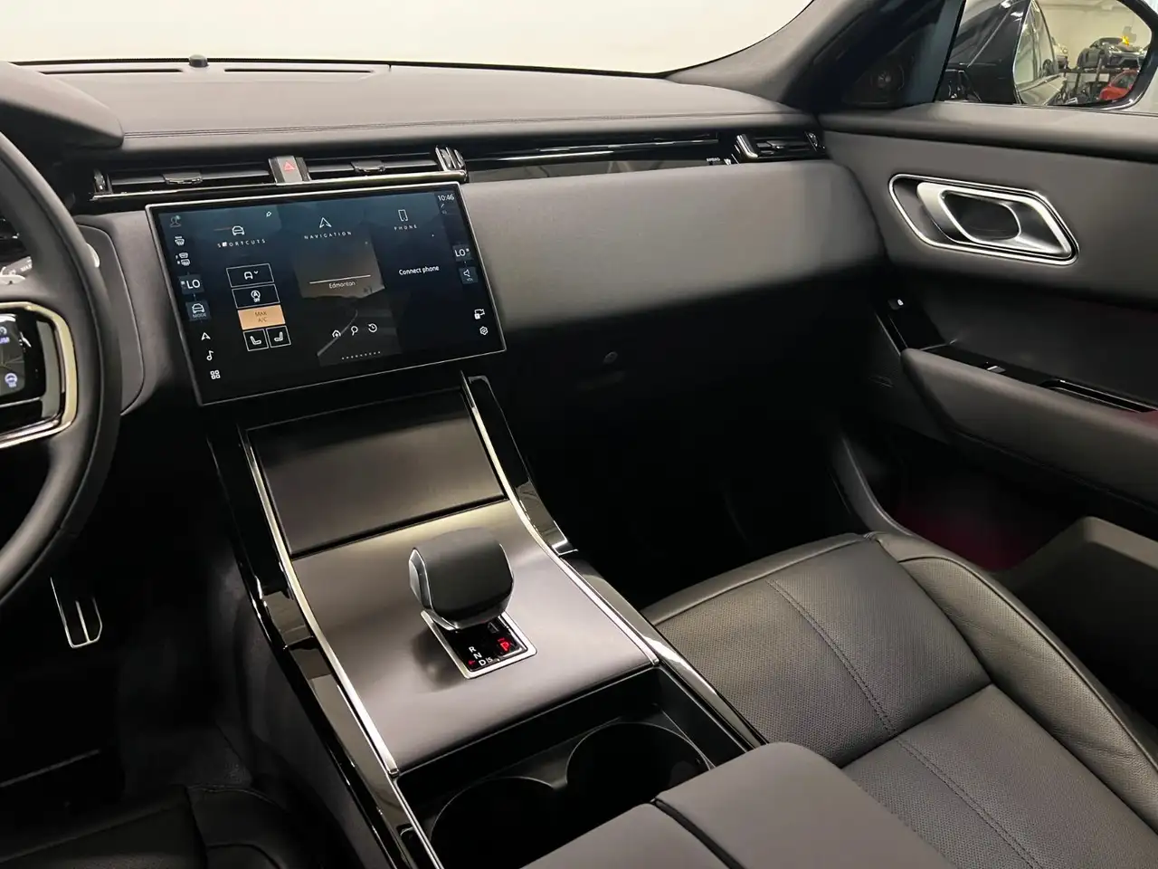 Land Rover Range Rover Velar снимка Land Rover Range Rover Velar