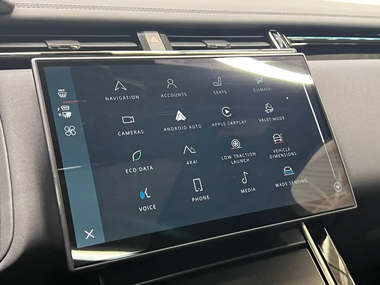 Land Rover Range Rover Velar снимка Land Rover Range Rover Velar