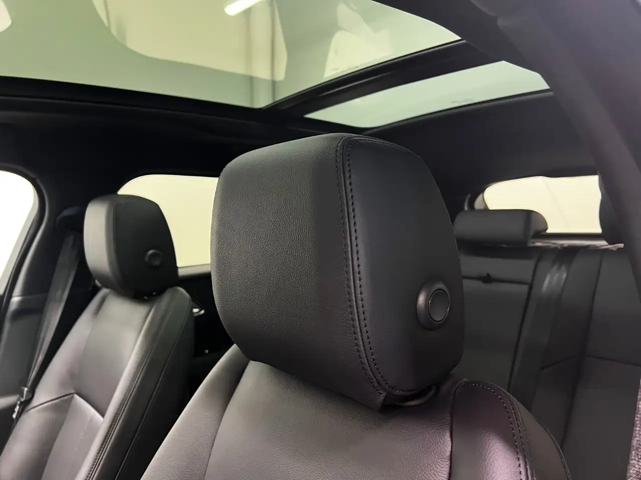 Land Rover Range Rover Velar снимка Land Rover Range Rover Velar