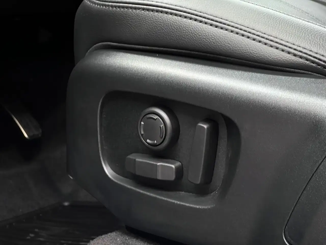 Land Rover Range Rover Velar снимка Land Rover Range Rover Velar