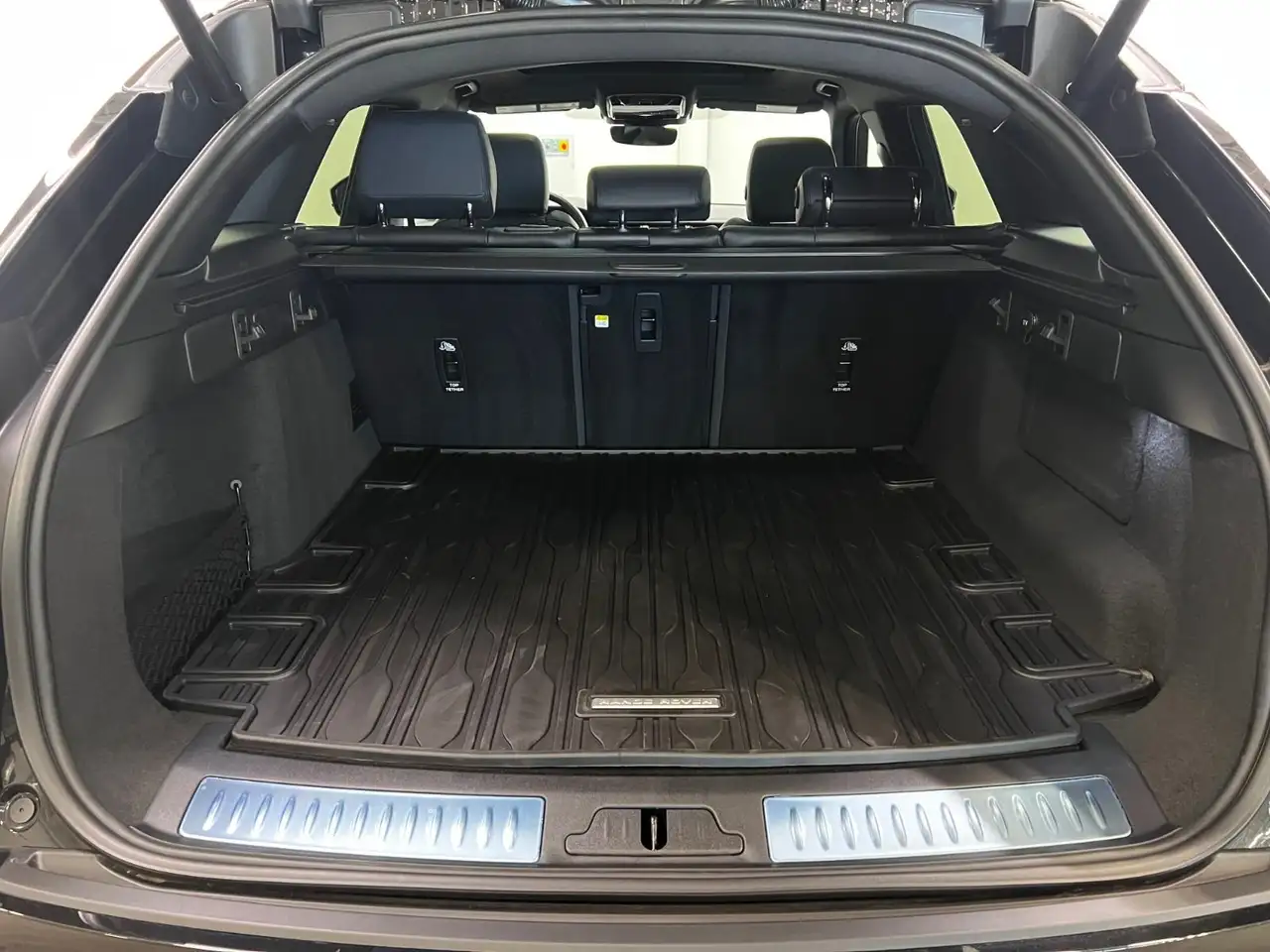Land Rover Range Rover Velar снимка Land Rover Range Rover Velar