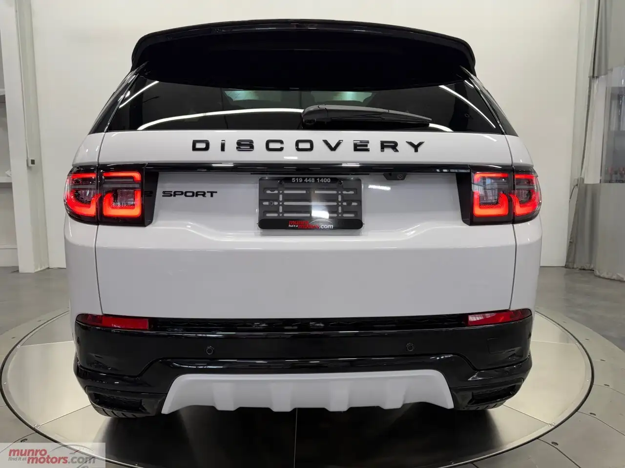Land Rover Discovery Sport снимка Land Rover Discovery Sport