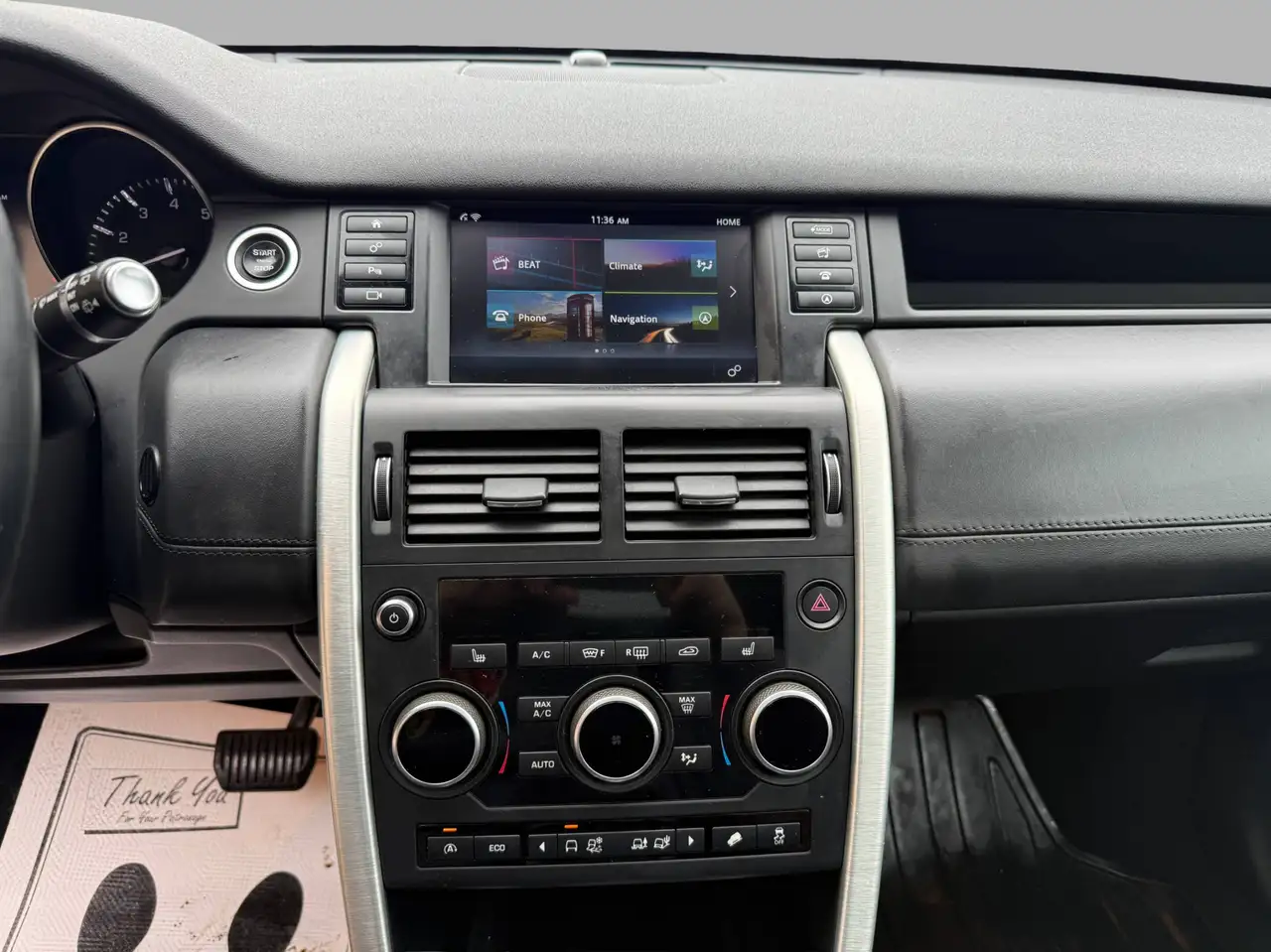 Land Rover Discovery Sport снимка Land Rover Discovery Sport