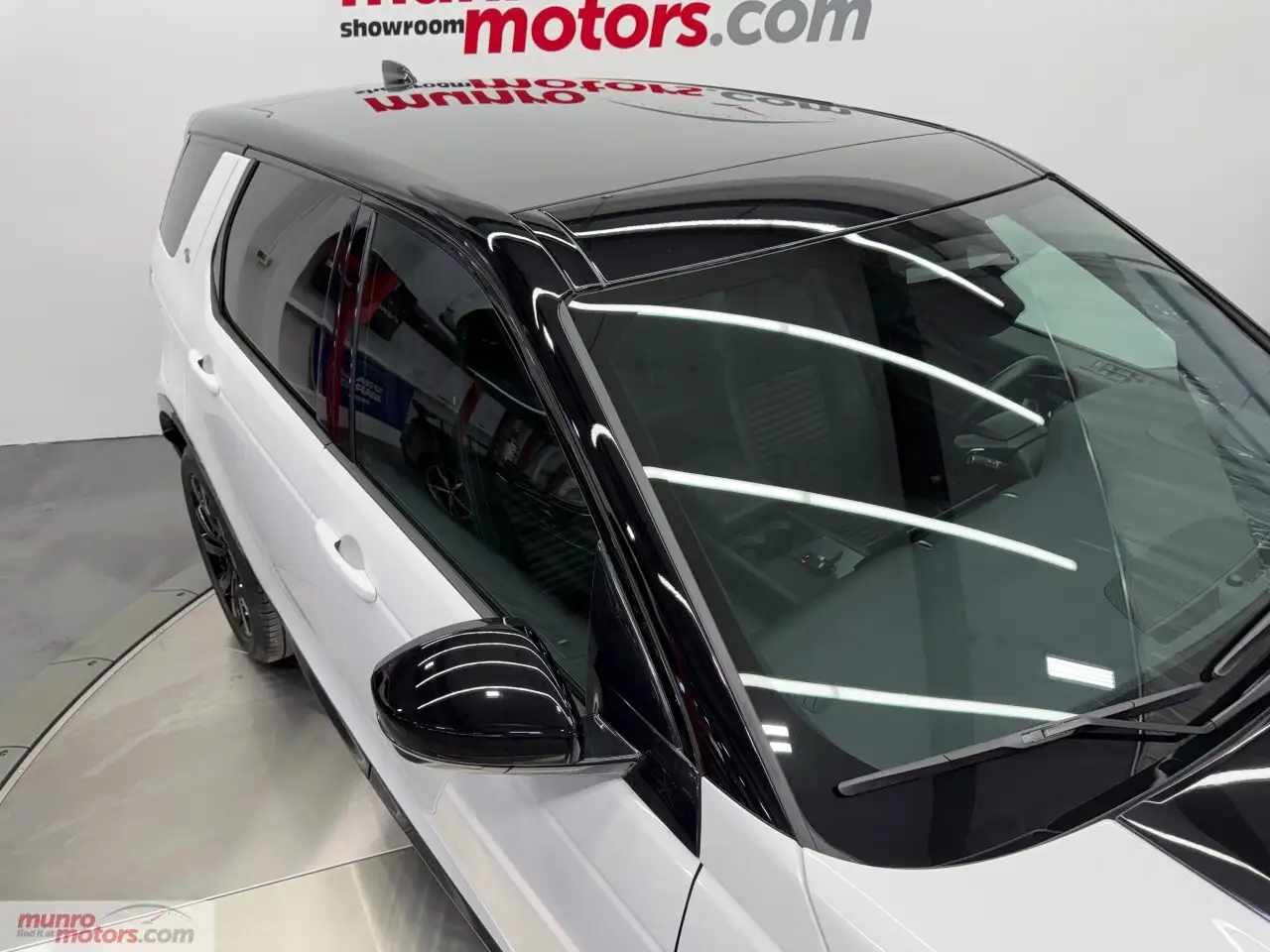 Land Rover Discovery Sport снимка Land Rover Discovery Sport