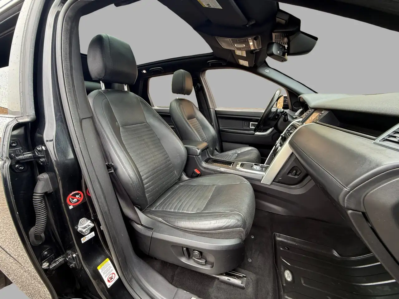 Land Rover Discovery Sport снимка Land Rover Discovery Sport