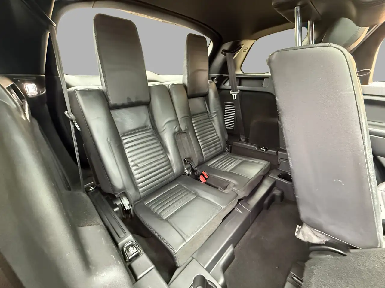Land Rover Discovery Sport снимка Land Rover Discovery Sport