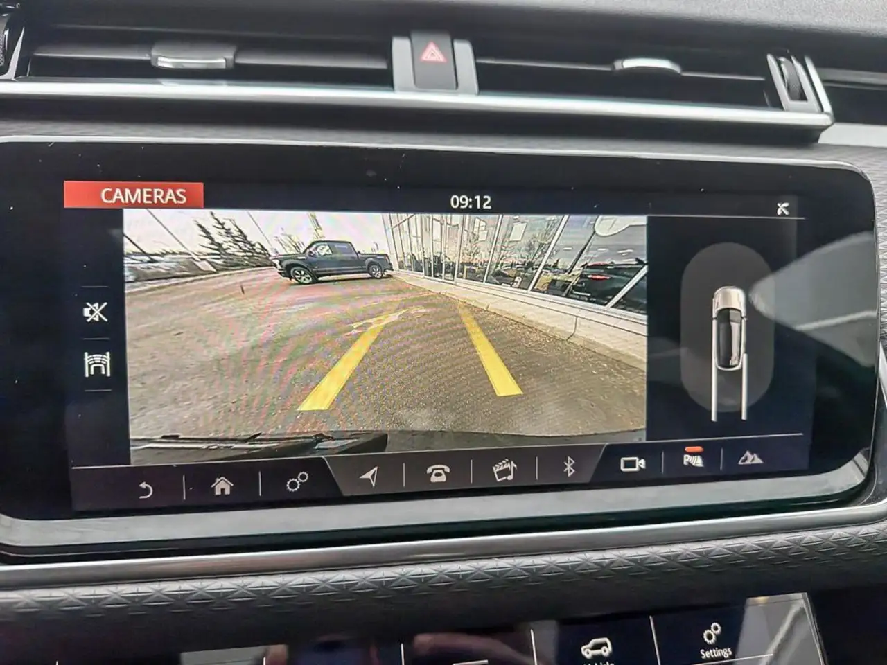 Land Rover Range Rover Velar снимка Land Rover Range Rover Velar