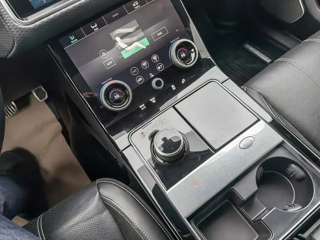Land Rover Range Rover Velar снимка Land Rover Range Rover Velar