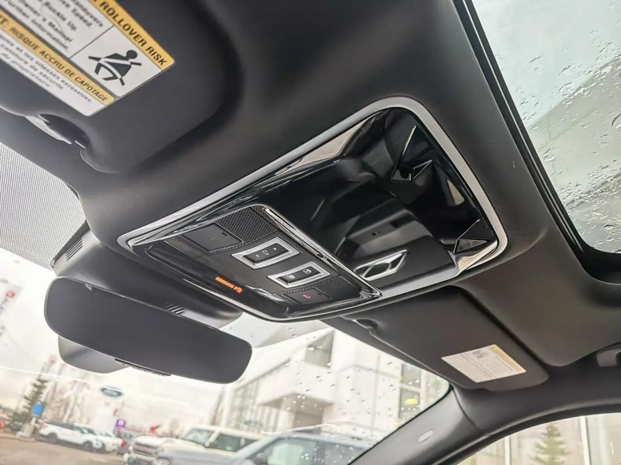 Land Rover Range Rover Velar снимка Land Rover Range Rover Velar