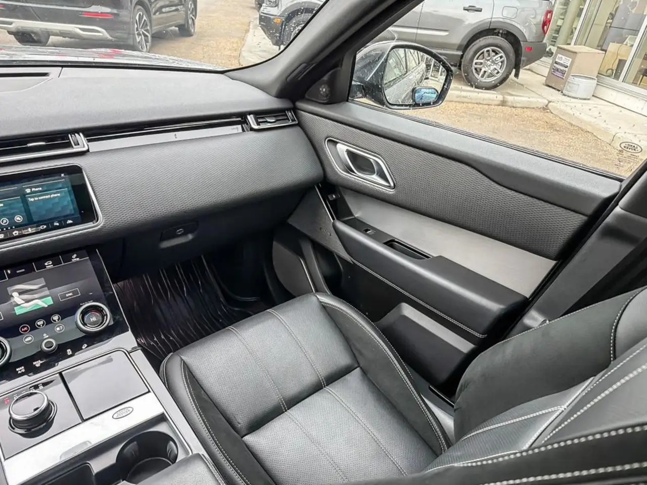 Land Rover Range Rover Velar снимка Land Rover Range Rover Velar
