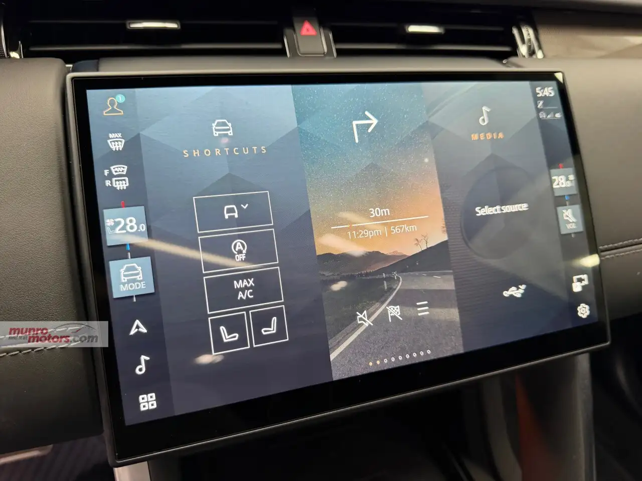 Land Rover Discovery Sport снимка Land Rover Discovery Sport