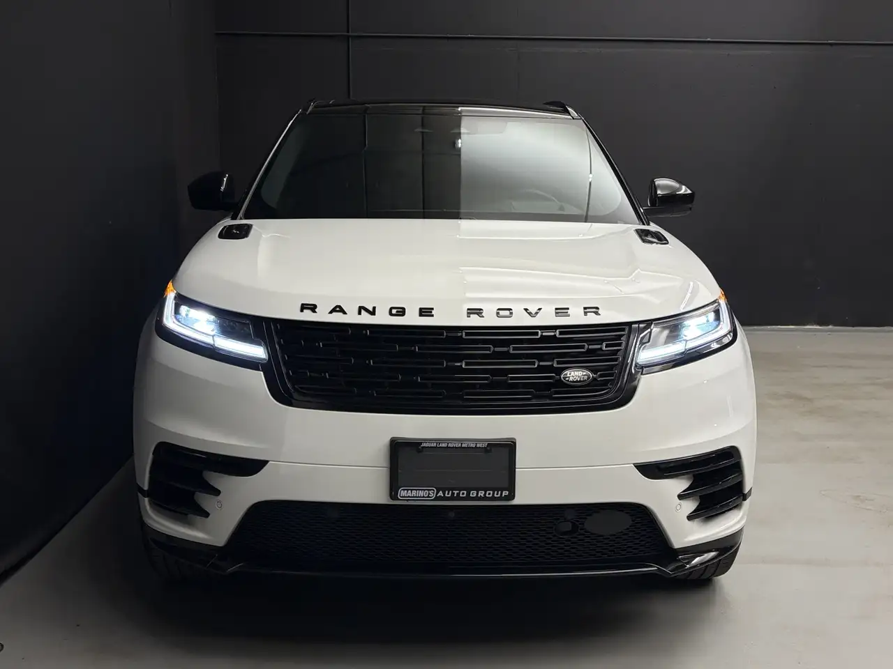 Land Rover Range Rover Velar снимка Land Rover Range Rover Velar