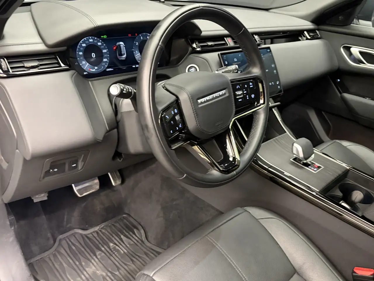 Land Rover Range Rover Velar снимка Land Rover Range Rover Velar
