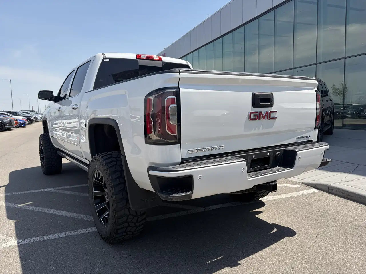 GMC Sierra 1500 снимка GMC Sierra 1500