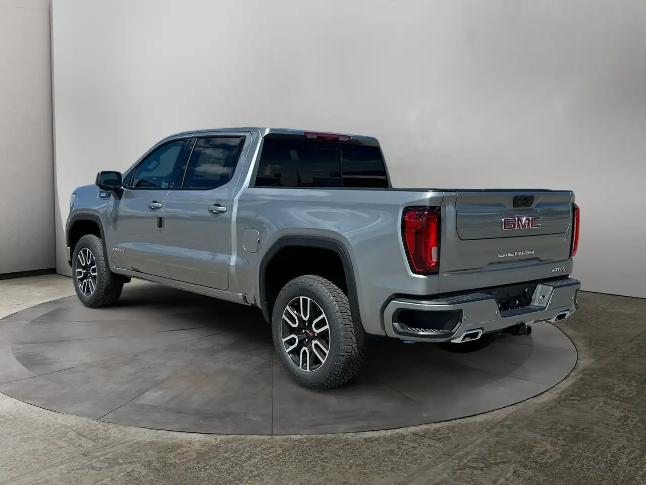 GMC Sierra 1500 photo GMC Sierra 1500
