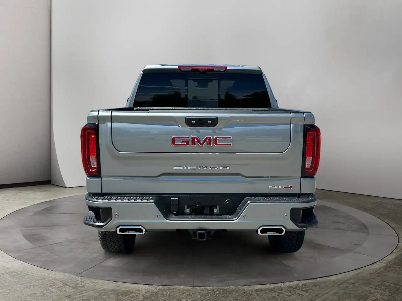 GMC Sierra 1500 photo GMC Sierra 1500
