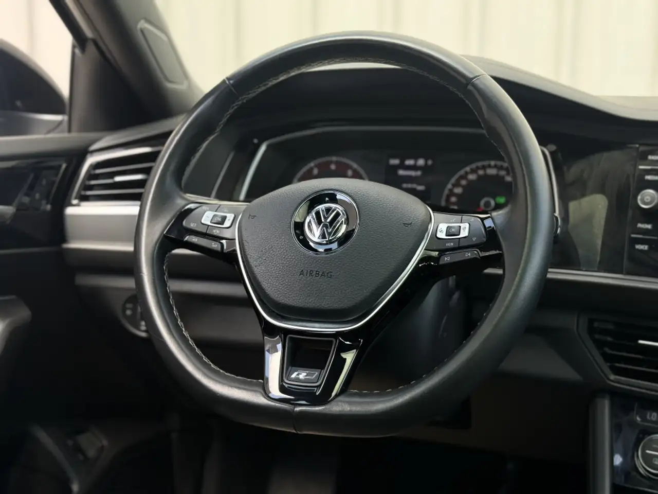 Volkswagen Jetta photo Volkswagen Jetta