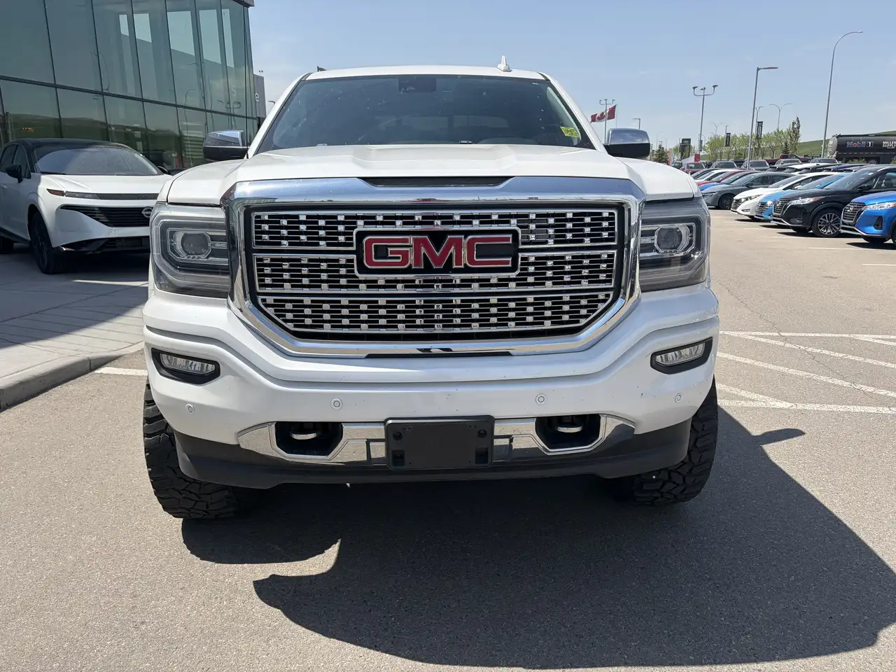 GMC Sierra 1500 снимка GMC Sierra 1500
