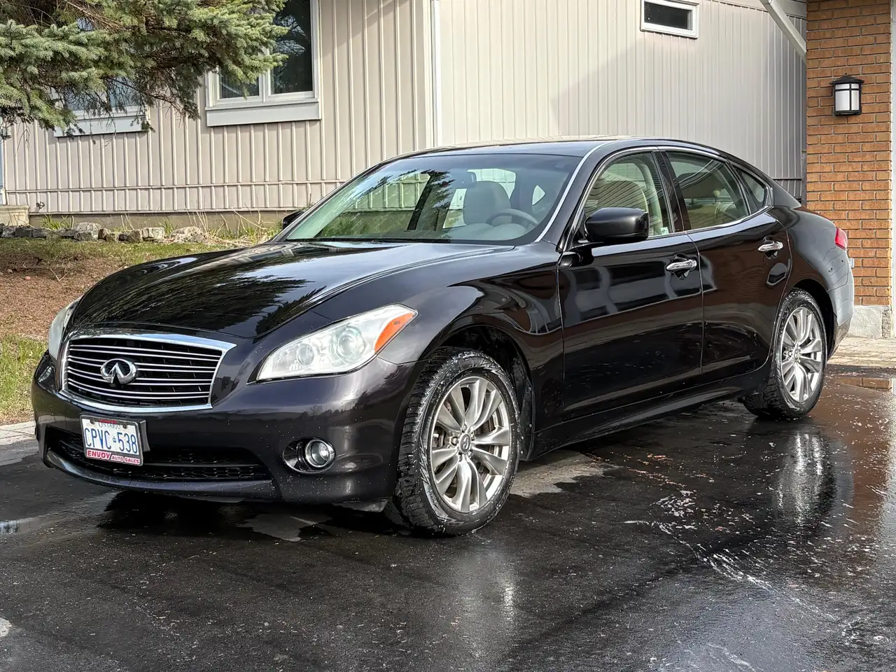 Infiniti M photo Infiniti M