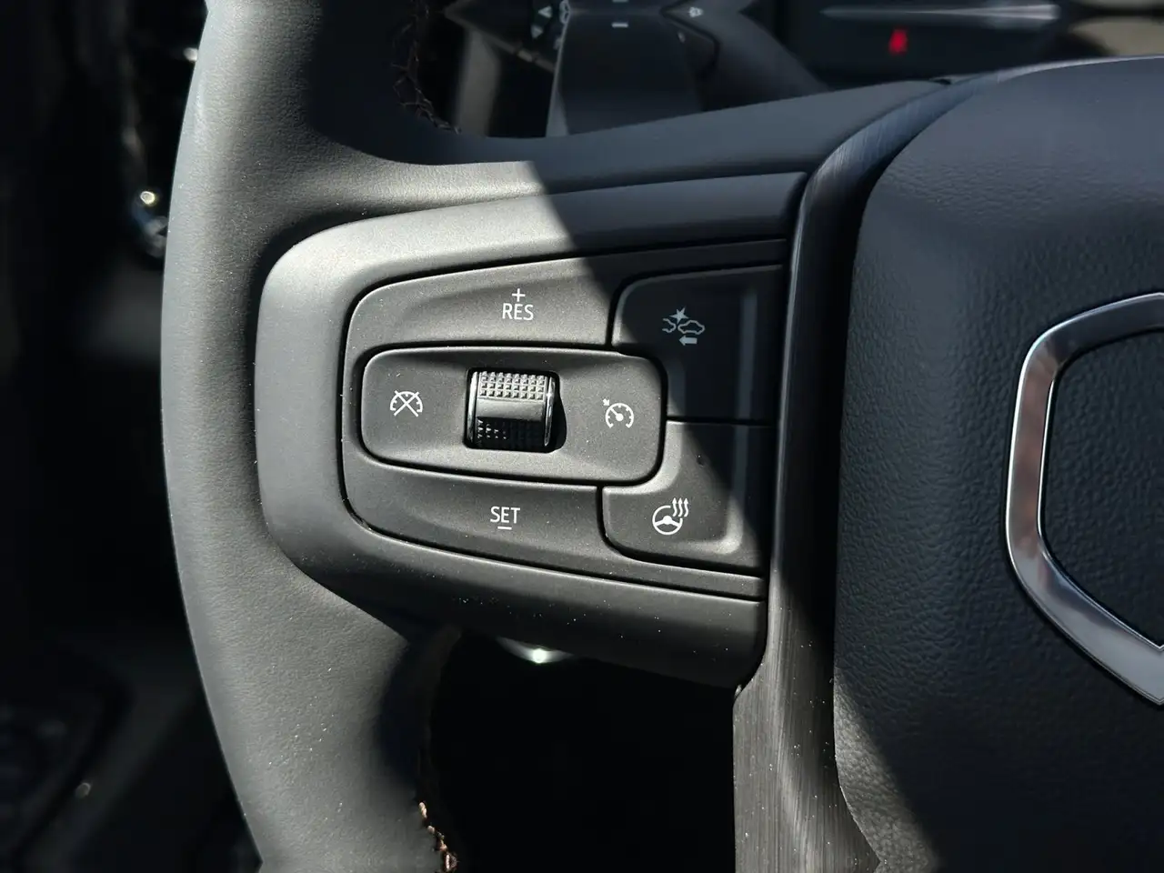 GMC Sierra 1500 photo GMC Sierra 1500