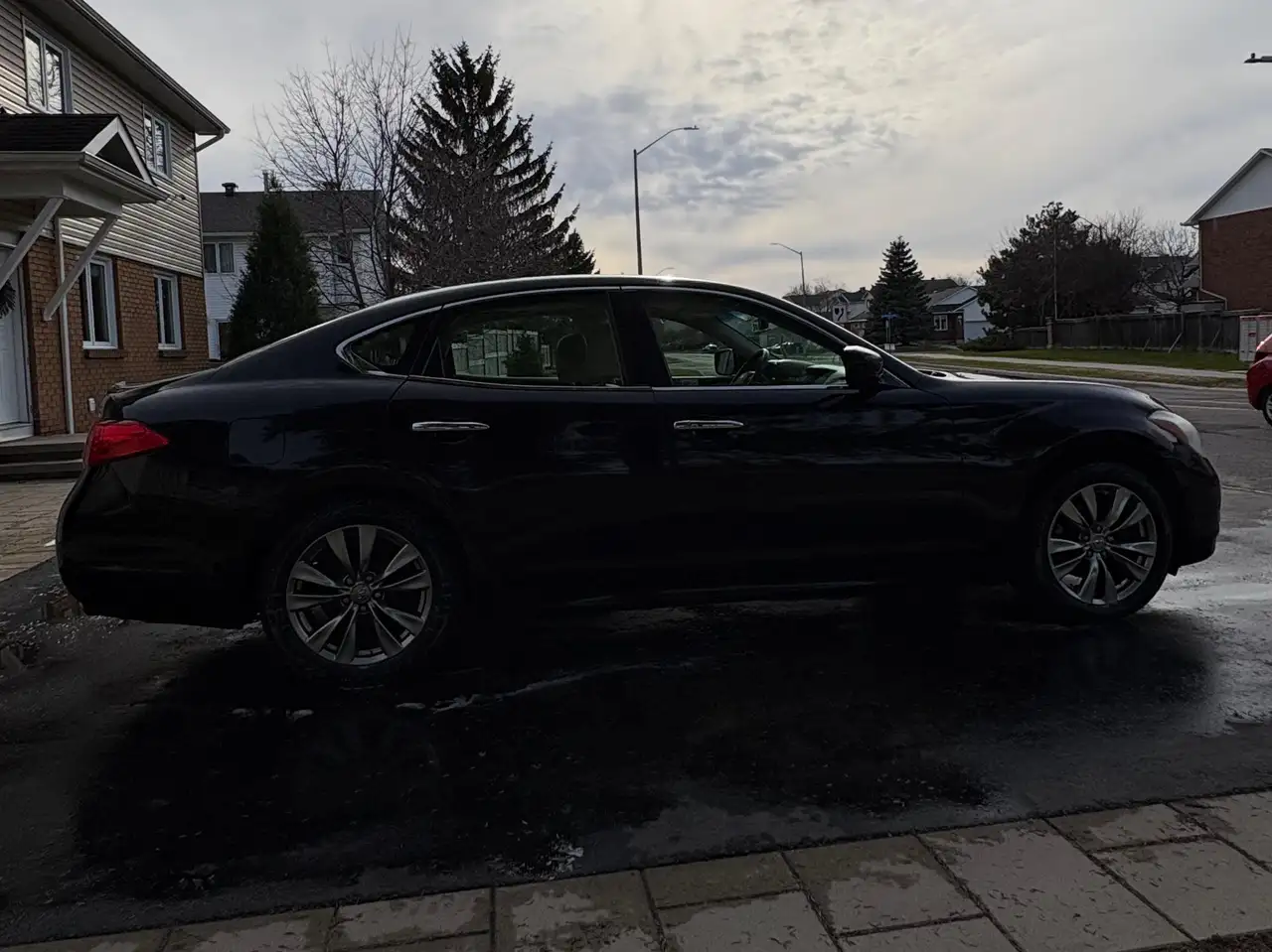 Infiniti M photo Infiniti M
