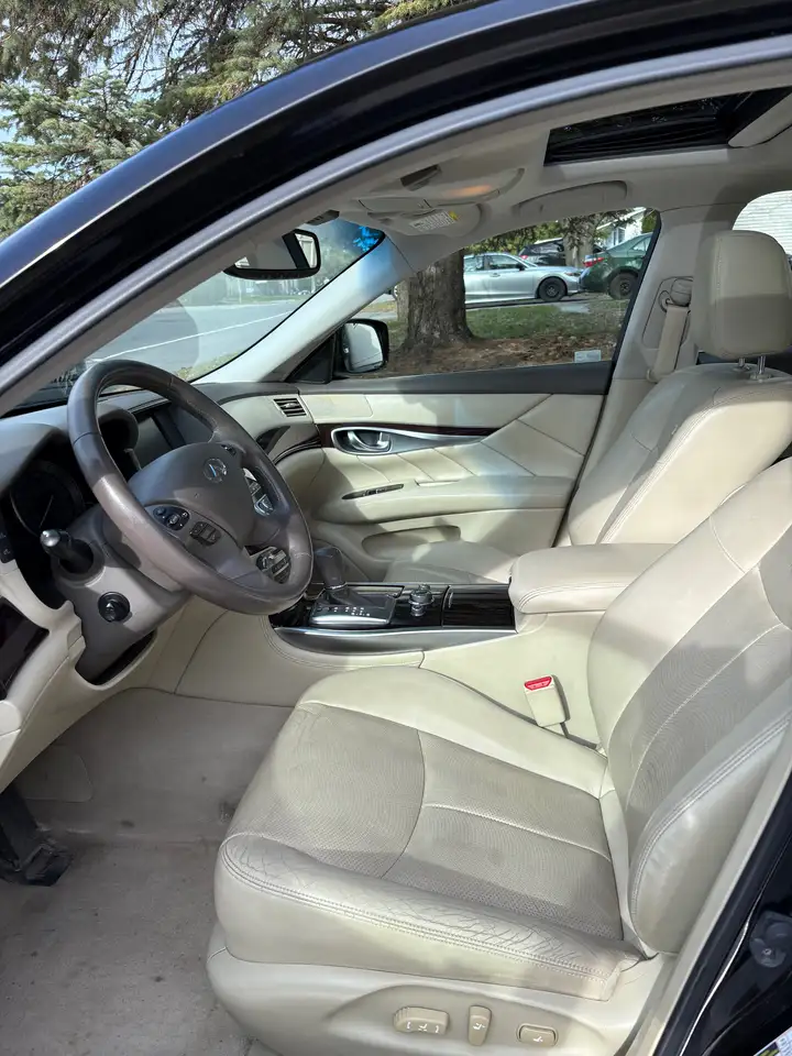 Infiniti M photo Infiniti M
