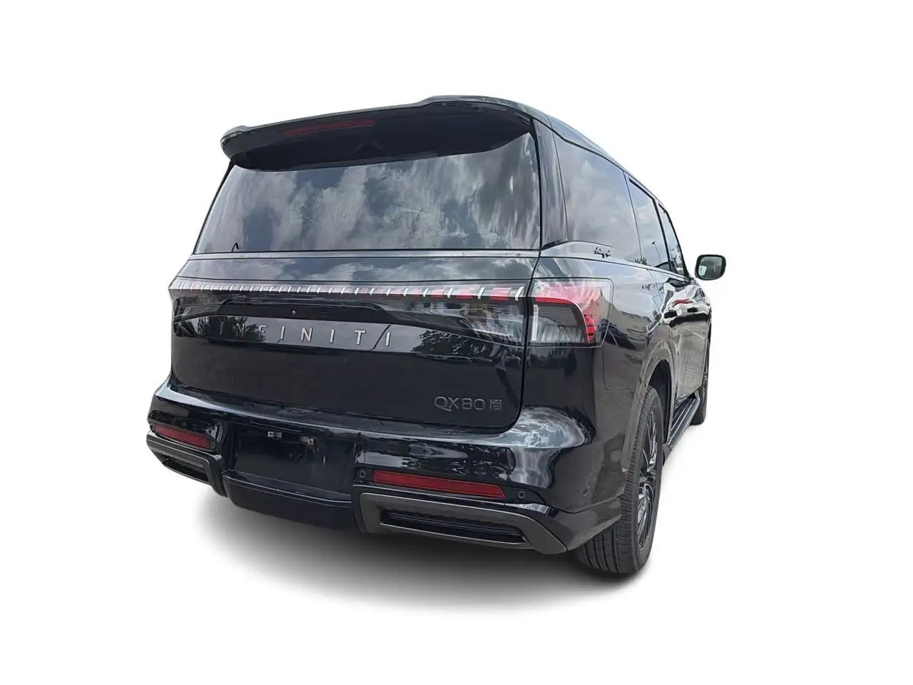 Infiniti QX80 photo Infiniti QX80
