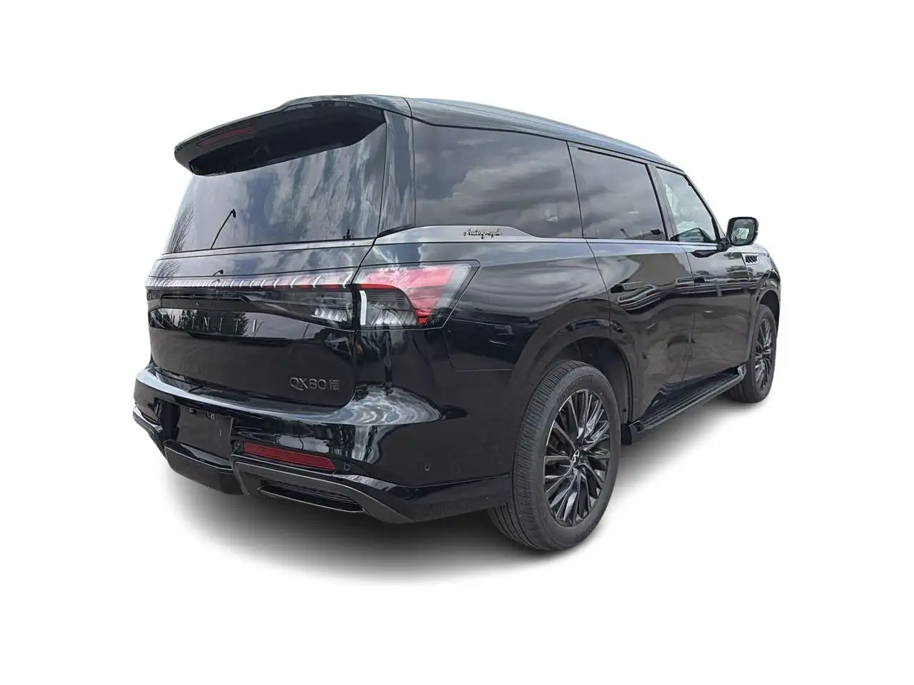 Infiniti QX80 photo Infiniti QX80