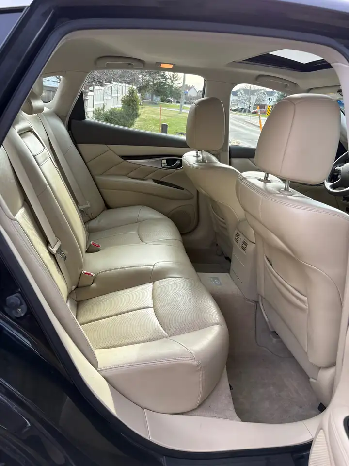 Infiniti M photo Infiniti M
