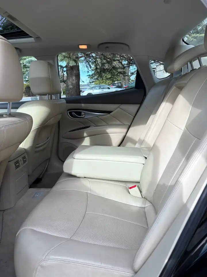 Infiniti M photo Infiniti M