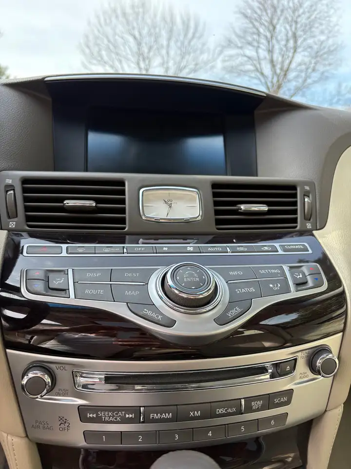 Infiniti M photo Infiniti M