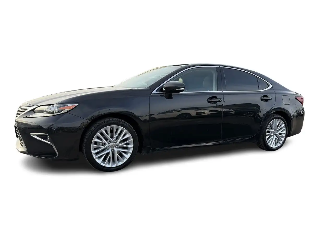 Lexus ES снимка Lexus ES