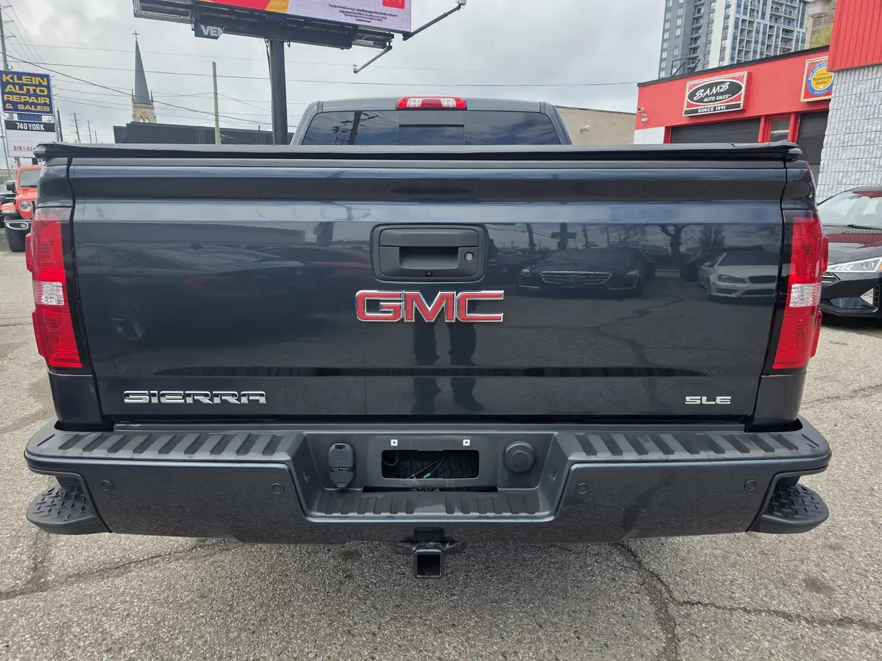 GMC Sierra 1500 photo GMC Sierra 1500
