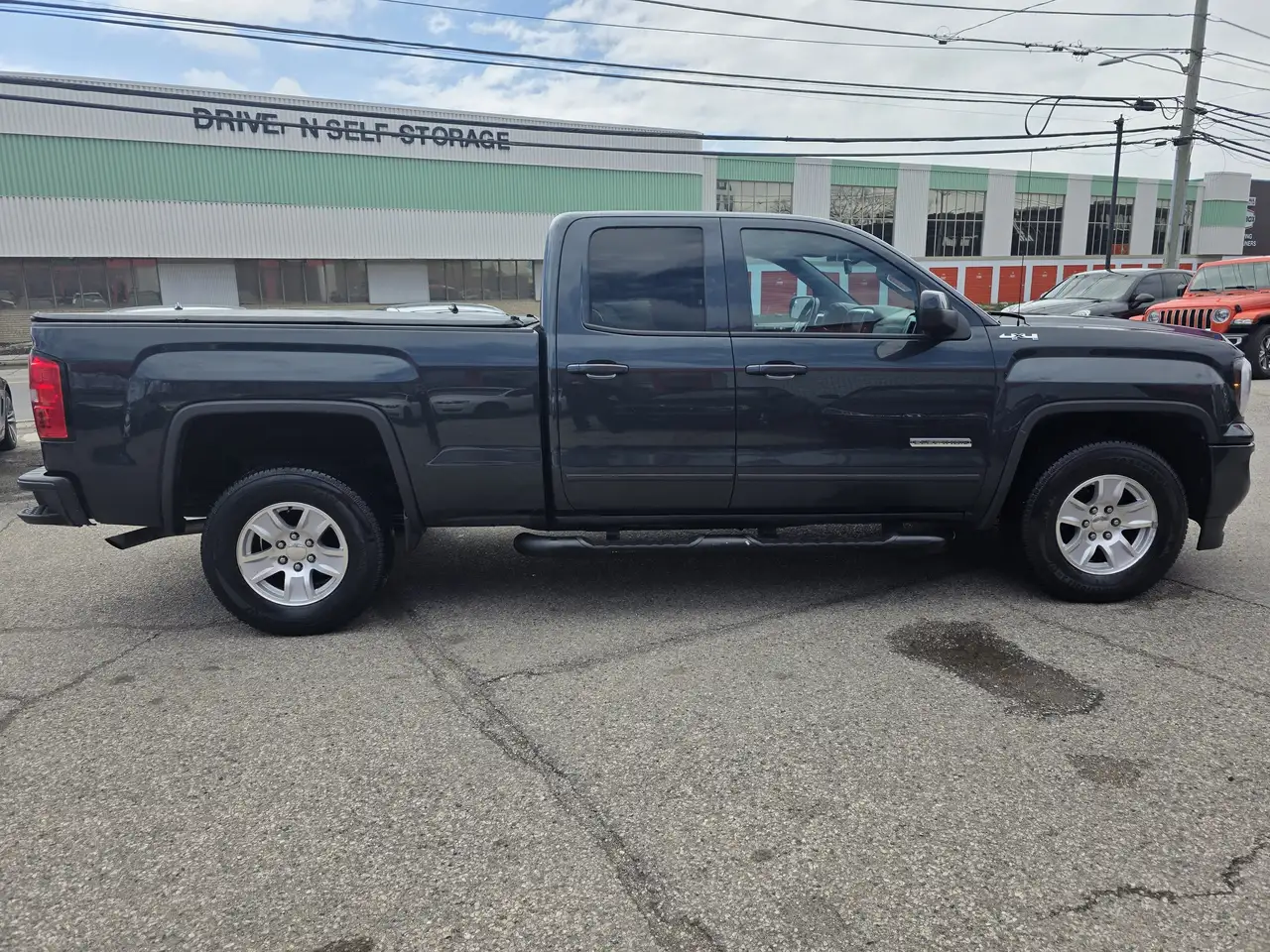 GMC Sierra 1500 photo GMC Sierra 1500