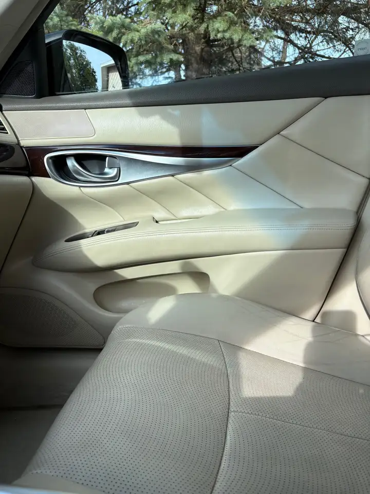 Infiniti M photo Infiniti M