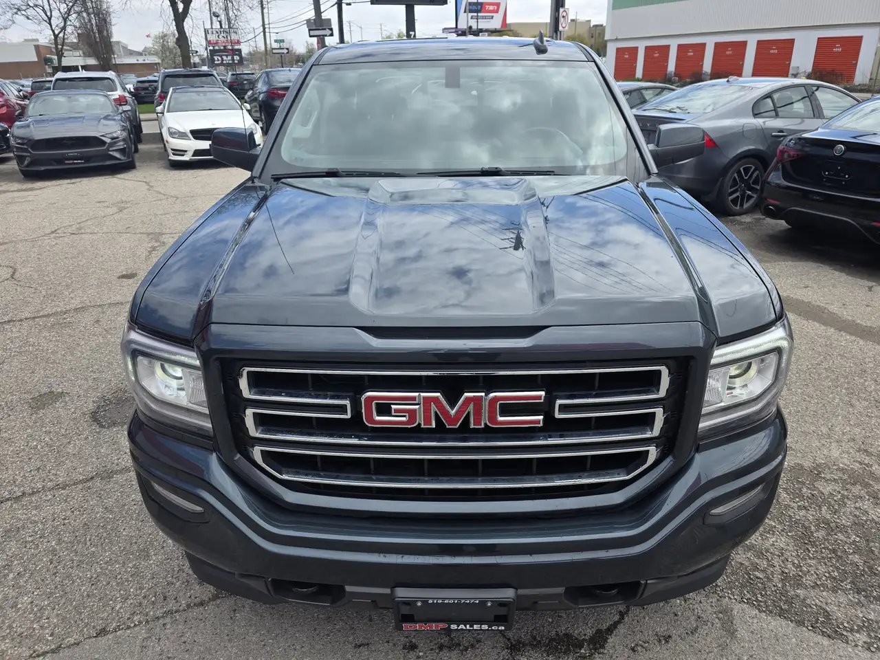 GMC Sierra 1500 photo GMC Sierra 1500
