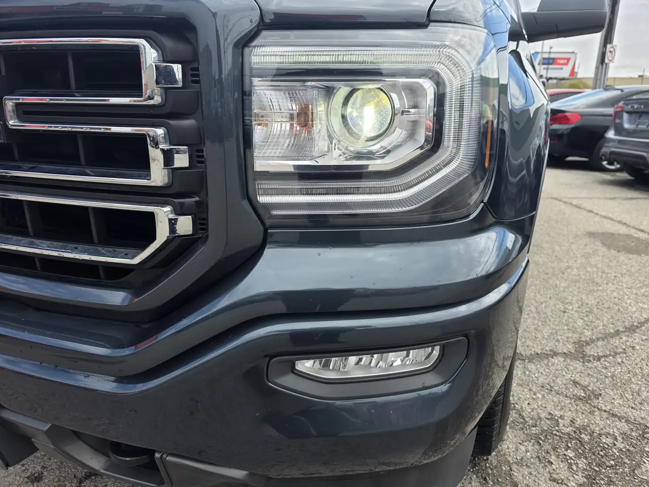 GMC Sierra 1500 photo GMC Sierra 1500