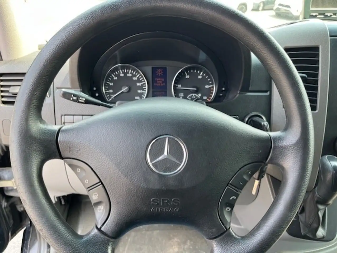 Mercedes-Benz Sprinter снимка Mercedes-Benz Sprinter